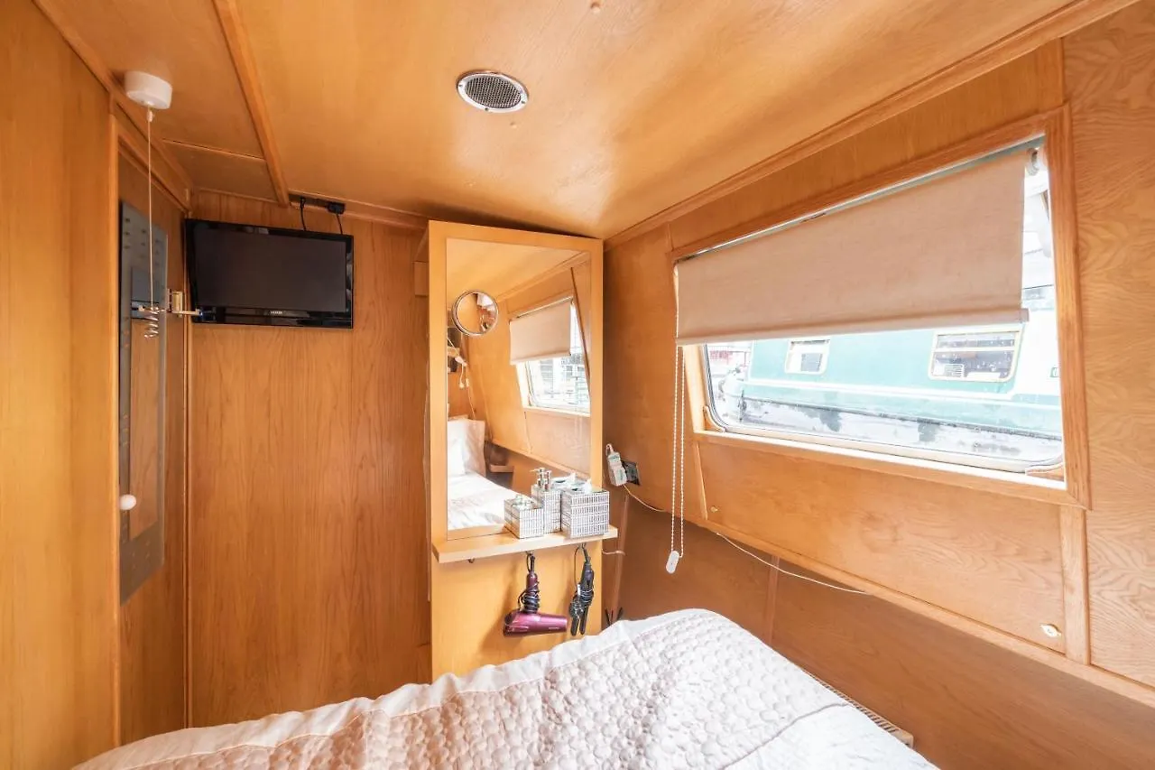 Edinburgh - Houseboats Hotel 4*,  United Kingdom