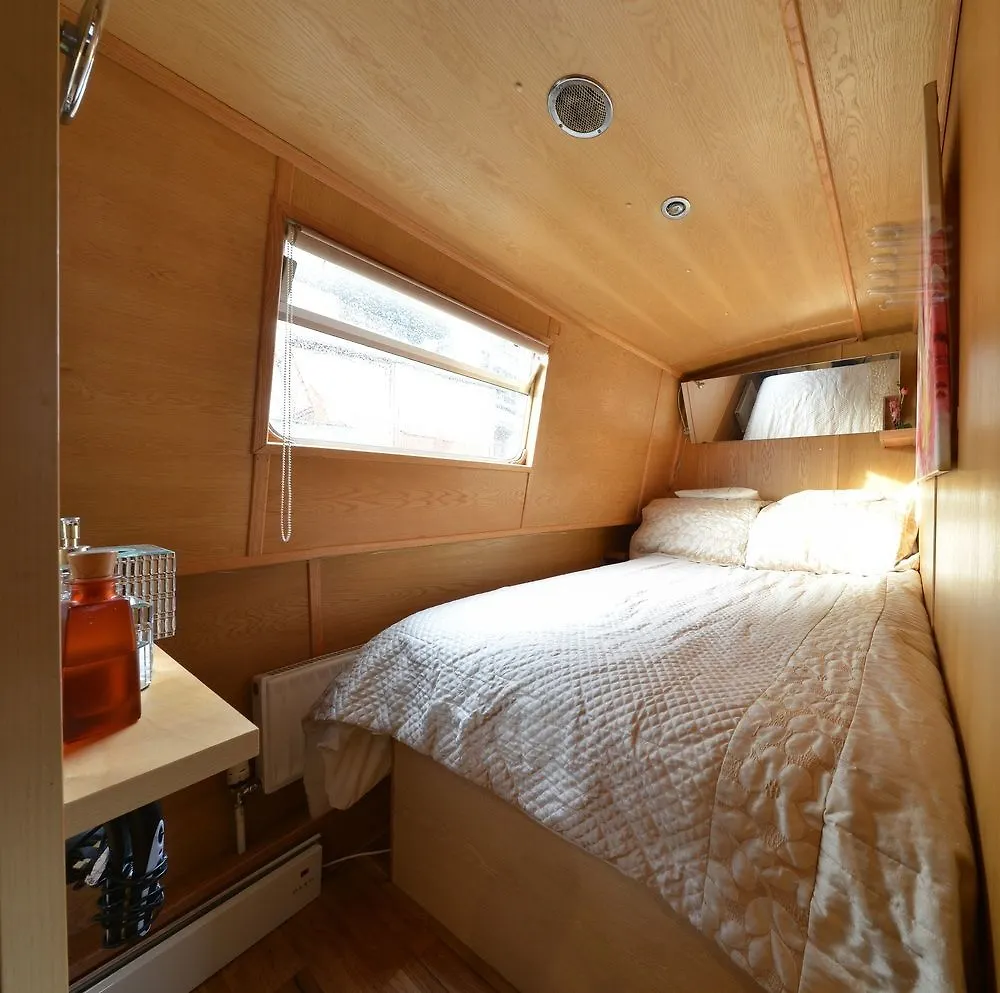 Edinburgh - Houseboats Hotel 4*,