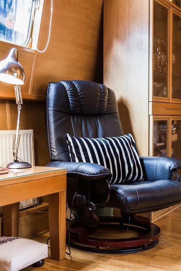 Edinburgh - Houseboats Hotel 4*,