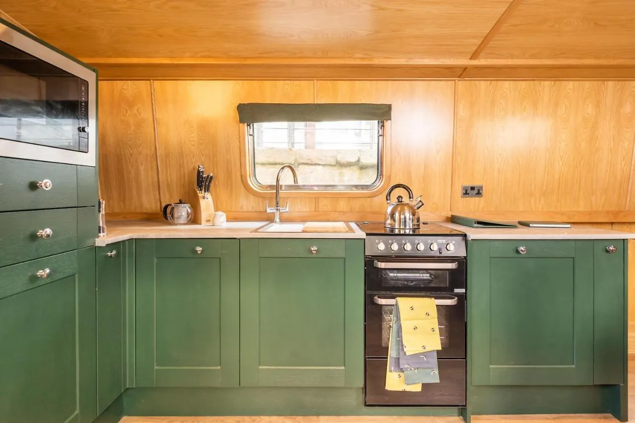 Hotel Edinburgh - Houseboats