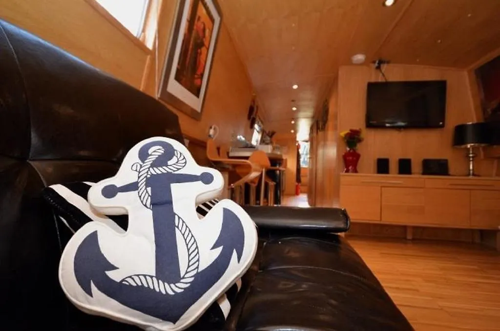 Edinburgh - Houseboats Hotel United Kingdom