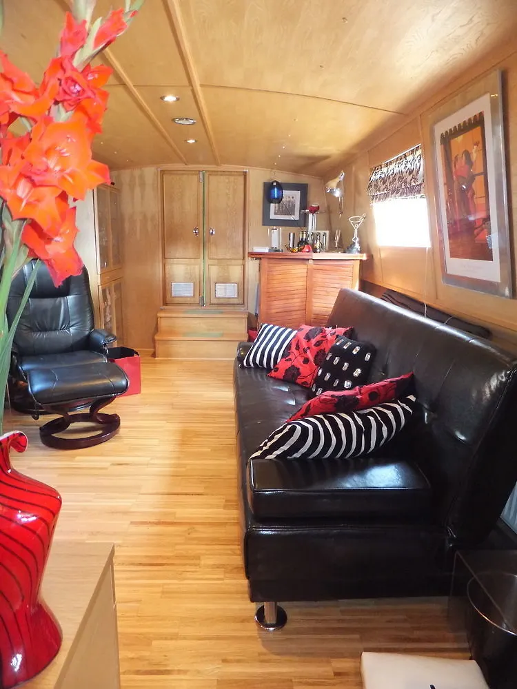 Hotel Edinburgh - Houseboats
